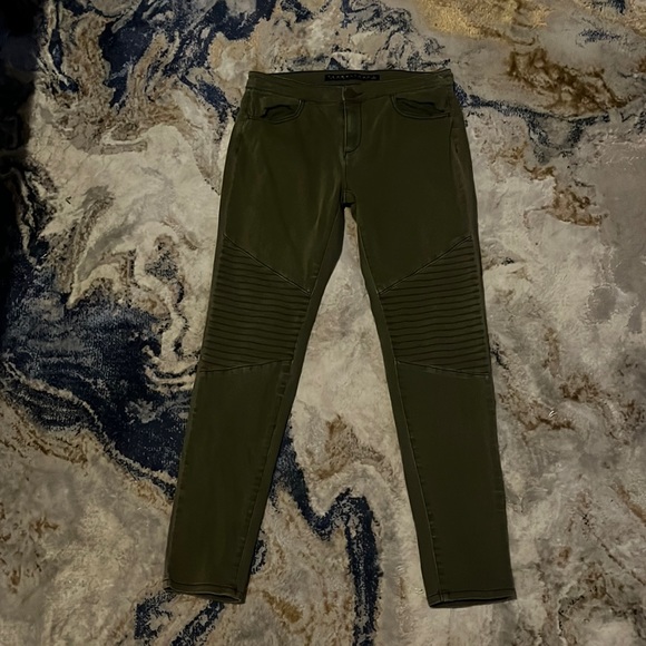 Tinseltown Denim - Tinseltown Green Moto Skinny Jeans